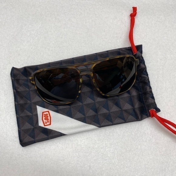 100% KONNOR Aviator Square Sunglasses - Picture 2 of 7